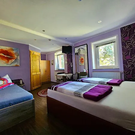 Zur Kutscherstube Gasthof 3*