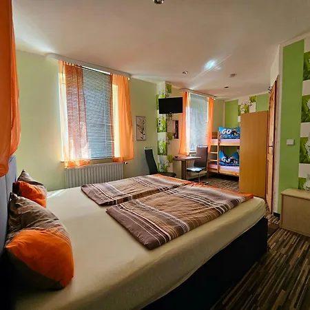 Zur Kutscherstube Gasthof 3*